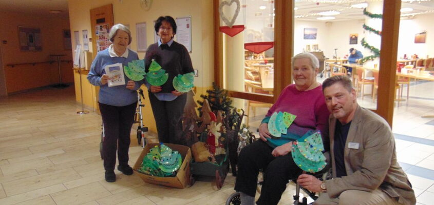 Heimrätin Frau Eichler, Birgit Fuchshuber, Heimrätin Frau Schlamb und Heimleiter Herr Eidam