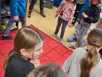 Gruppenbild während eines Spiels