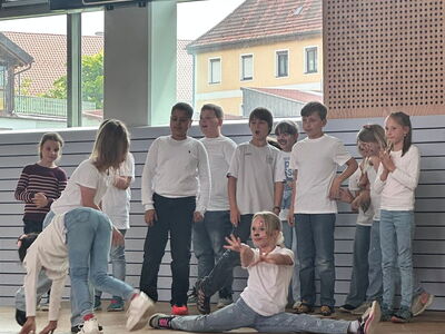 Schülerinnen überzeugten mit ihren Tanzauftritten